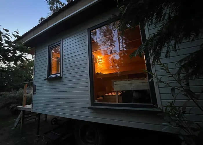 別荘 Luxus Summer Breeze Luebbesee Sauna Bootssteg Templin *