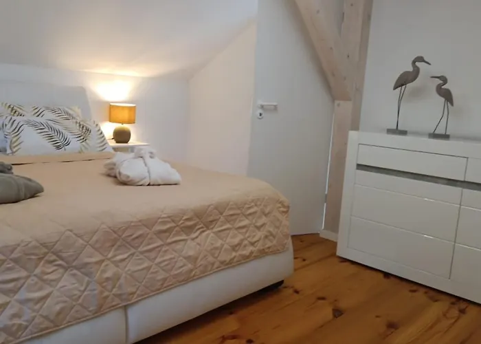 別荘 Luxus Summer Breeze Luebbesee Sauna Bootssteg Templin *